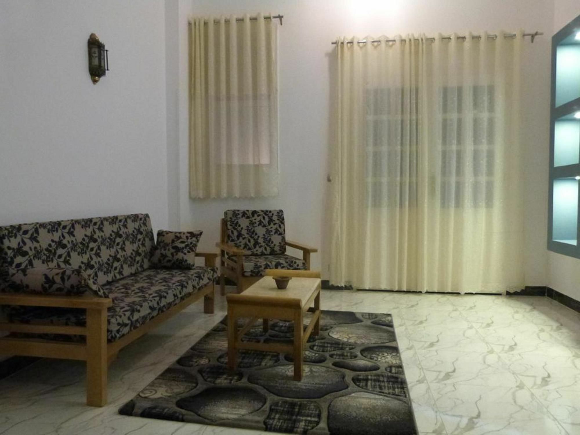 Savoy Palace Guest House 樂蜀 外观 照片